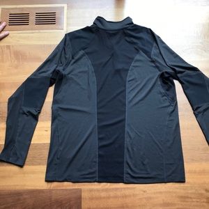 NorthFace 3-quarter zip pullover with thumb holes